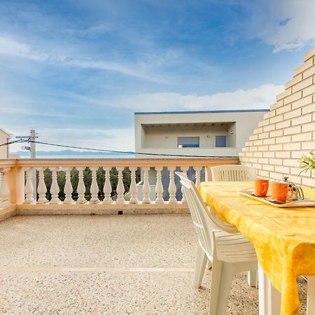 Family Friendly Seaside Apartments Kozino, Zadar - 5749 Petrcane Exterior photo