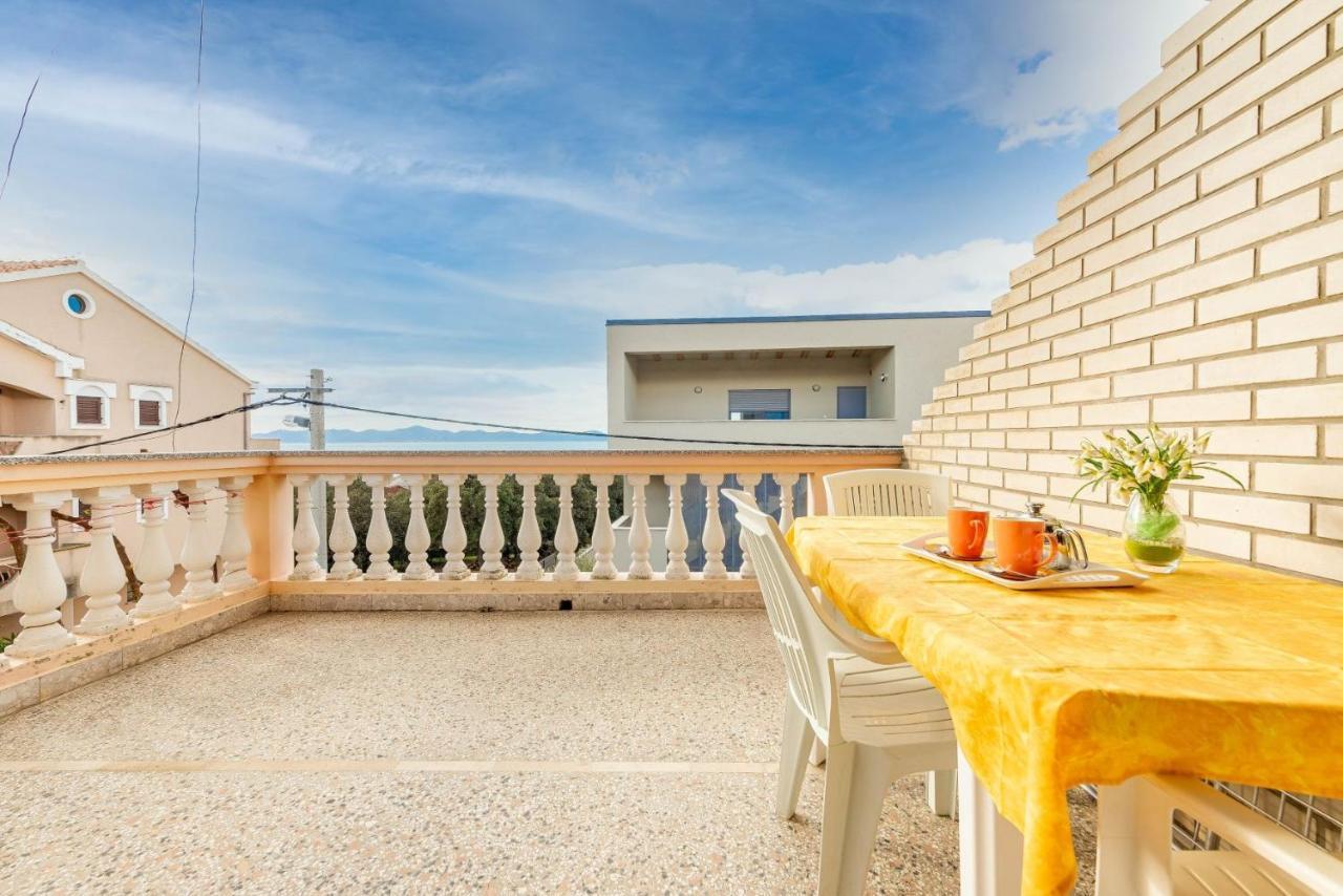 Family Friendly Seaside Apartments Kozino, Zadar - 5749 Petrcane Exterior photo
