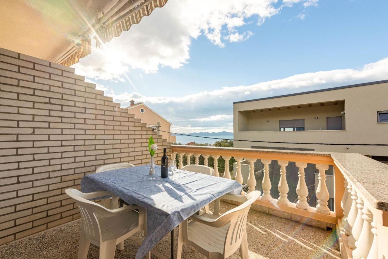 Family Friendly Seaside Apartments Kozino, Zadar - 5749 Petrcane Exterior photo